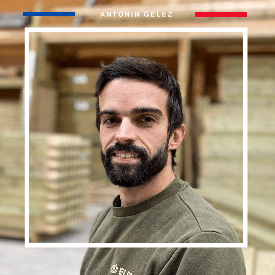 Né de l'envie de rendre accessibles les abris de jardin de qualité, Abri Français a pour objectif de vendre des abris de jardin en kit à monter soi-même. Afin de réduire les coûts, certaines découpes sont à réaliser par l'acheteur. Nous proposons tout de même la possibilité d'acheter un abri de jardin prédécoupé. Le produit est entièrement réalisé avec des bois traités autoclave, une porte de qualité avec une épaisseur de 45 mm et des verres de 4mm. La couverture est en bac acier, les charnières et les poignées de porte sont en aluminium. Tous ces éléments permettent de garantir une grande durabilité pour votre abri de jardin.