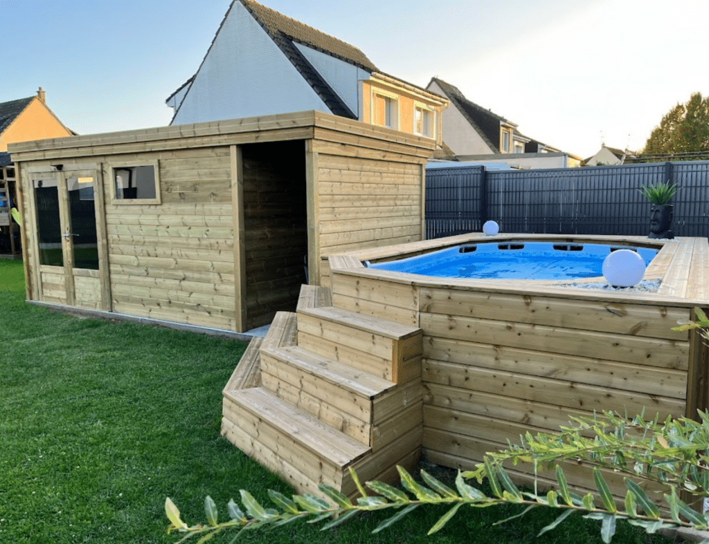 Très bon abri de jardinAssemblage des murs facile par contre il faudrait revoir un peu la notice pour le toit